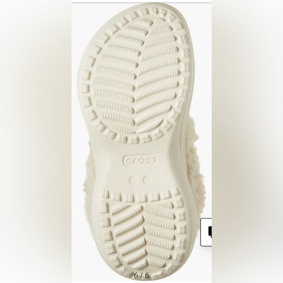 CROCS Women's Off-White Bae Fur-Lined Clogs - Picture 5 of 11
